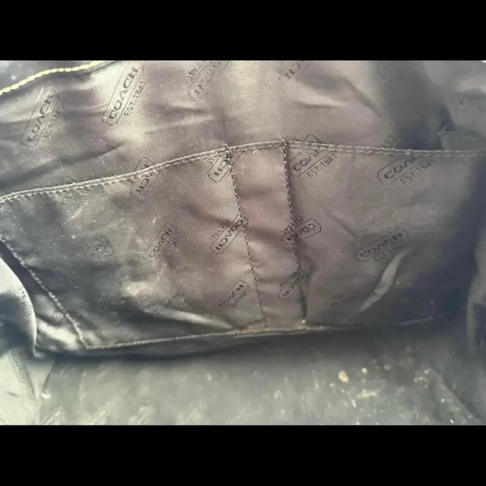 Coach black‎ leather shoulder bag purse Vintage